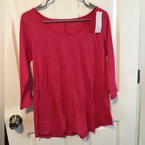 NWT! Atun Women's Bold Pink 3/4 Sleeve Tee